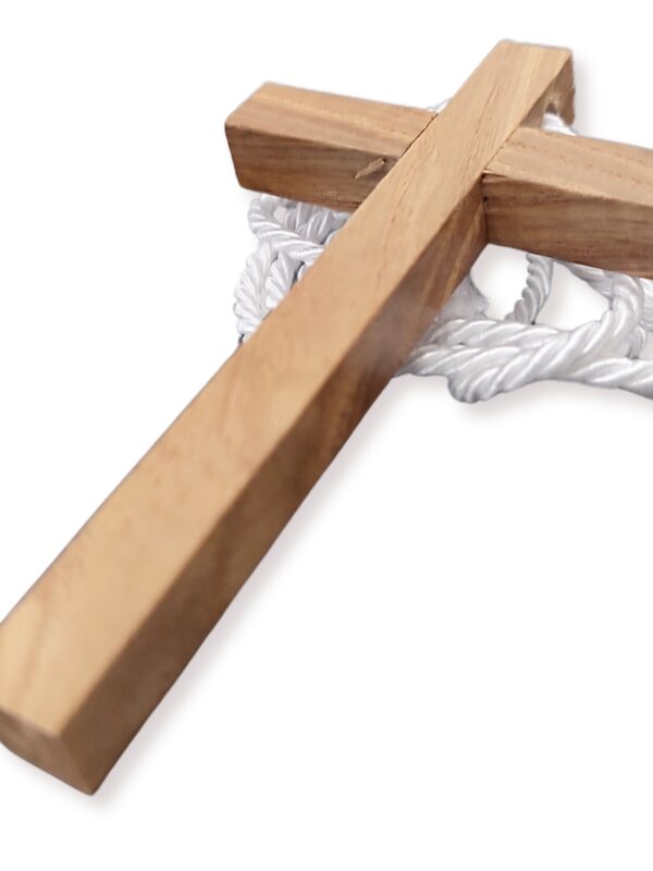 Croce in legno per prima comunione